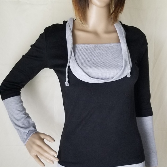 Sweater - Picture 3 of 3